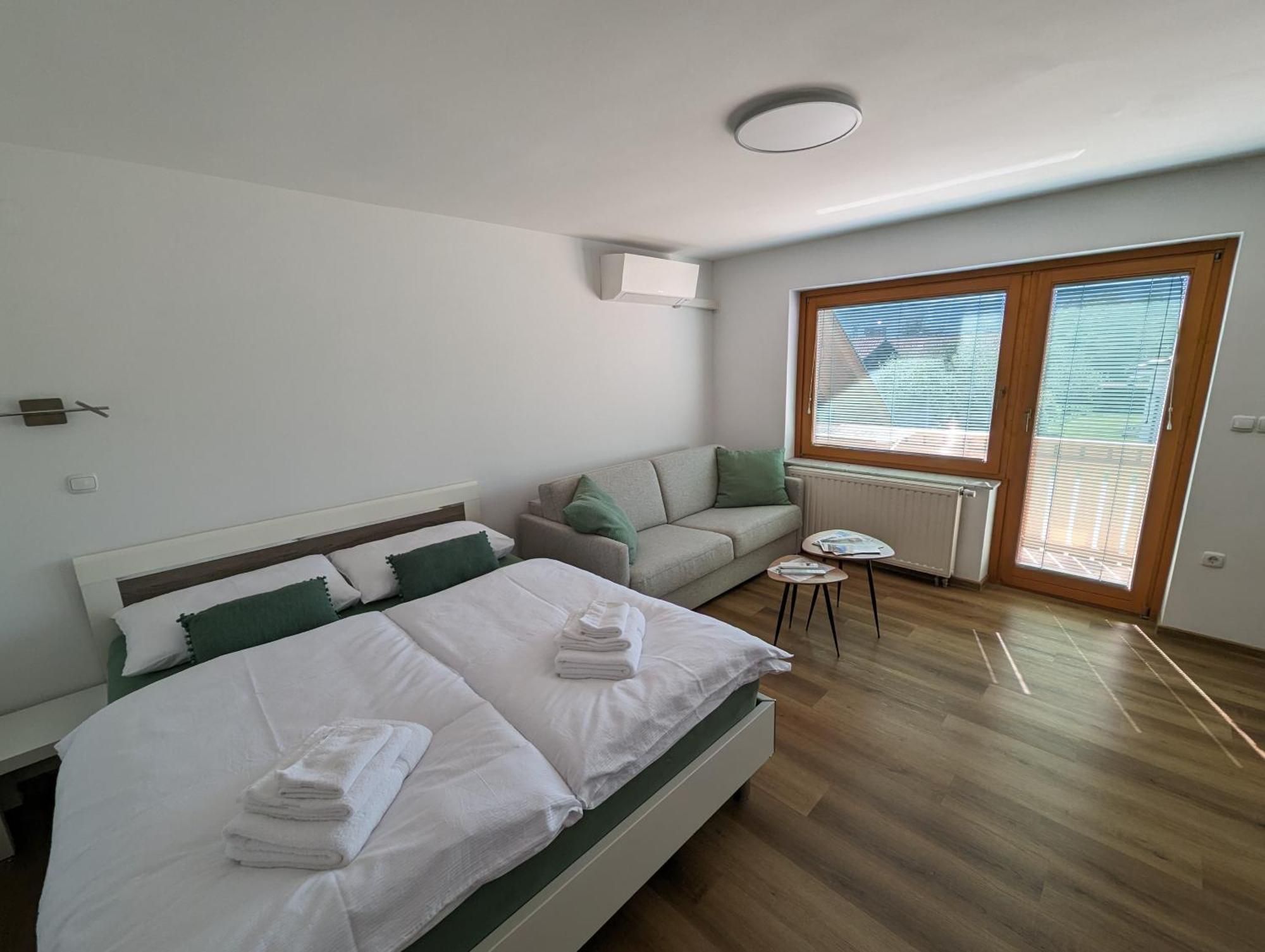 Studio Apartment Velis Radovljica Exterior photo